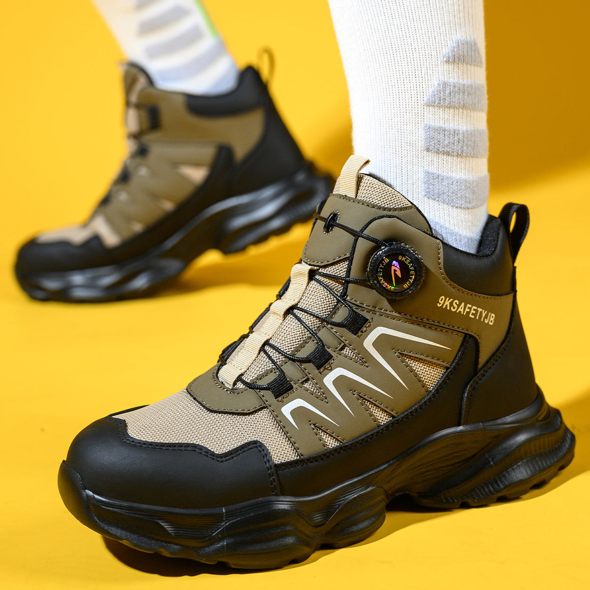 Lightweight Puncture Resistant Safety Shoes with Quick-Rotating Buckle