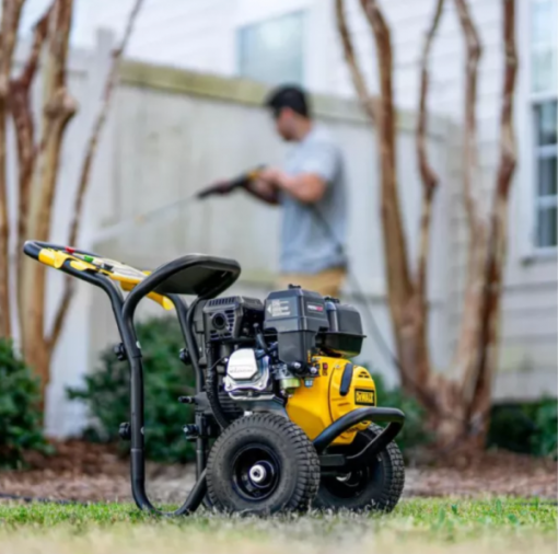 DeWalt Cold Water Gas Pressure Washer 3400 PSI 2.5 GPM