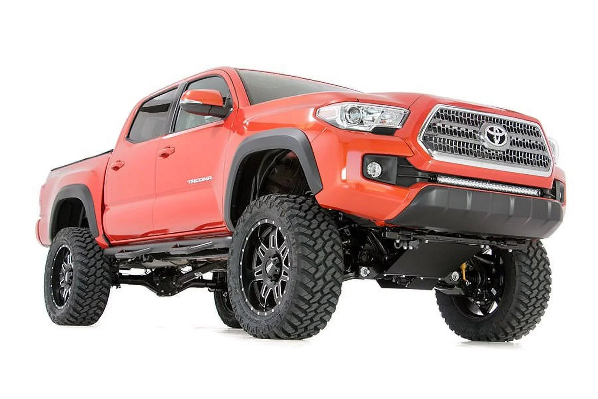 Rough Country 6 in Lift Kit With M1 Struts For 2016-2023 Toyota Tacoma 4WD - 75840