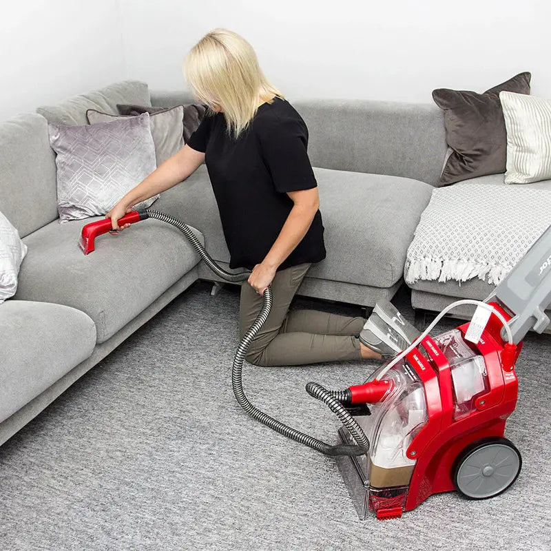 Rug Doctor Deep-Clean Carpet Cleaner, 3.8L, Red - Includes Two 1-Liter Detergent Bottles