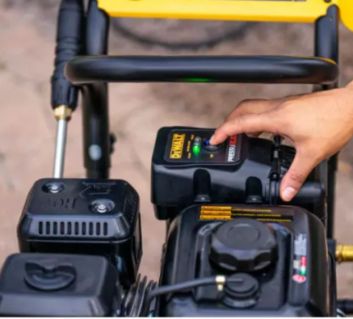 DeWalt Cold Water Gas Pressure Washer 3400 PSI 2.5 GPM