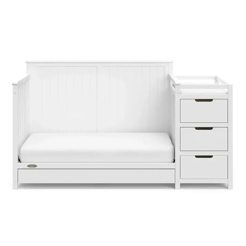 Graco Hadley 5-In-1 Convertible Crib With Changing Station And Drawer - 04586-701