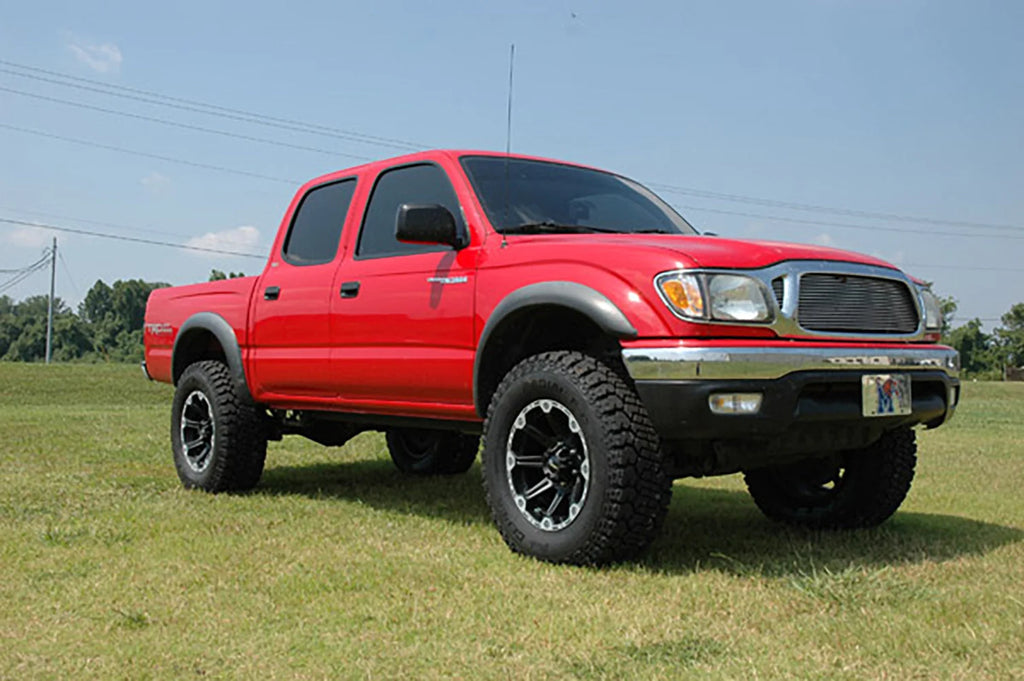Rough Country 2.5in Lift Kit With N3 Struts For 96-04 Toyota Tacoma 6-Lug - 740.23