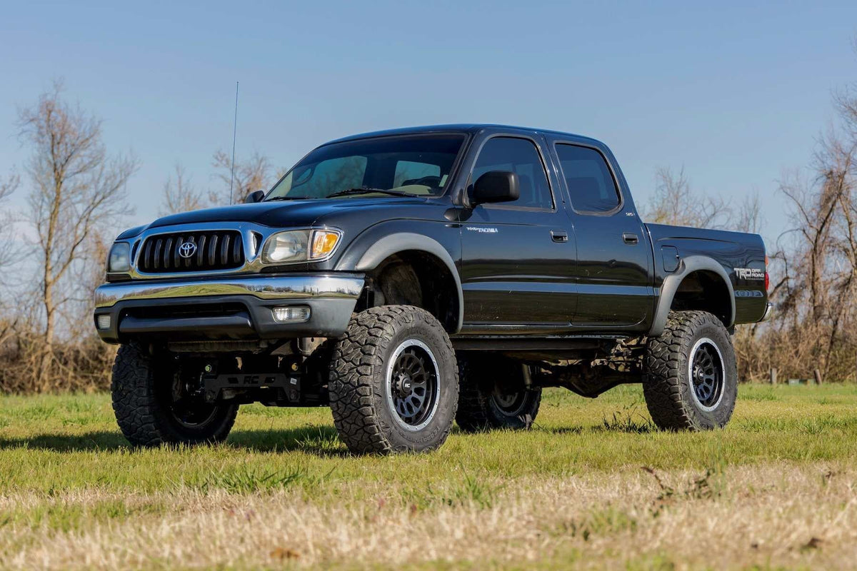 Rough Country 6in Lift Kit With N3 Struts And Shocks For 96-04 Toyota Tacoma - 74131