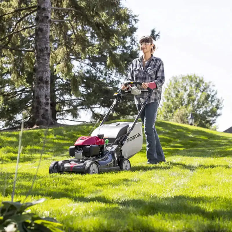 Honda Self-Propelled Lawn Mower 21-Inch Nexite Deck, VersaMow System, GCV200 Engine - HRX217VKA